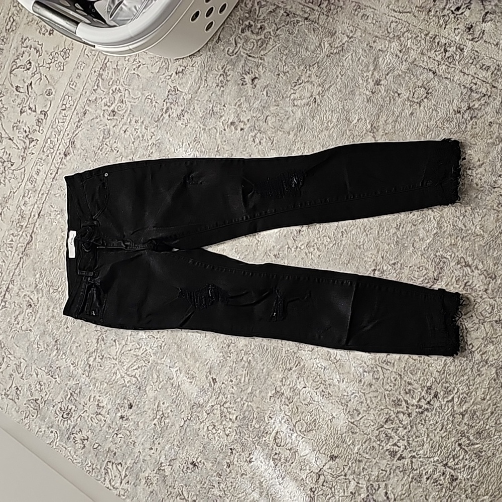 Black skinny jeans